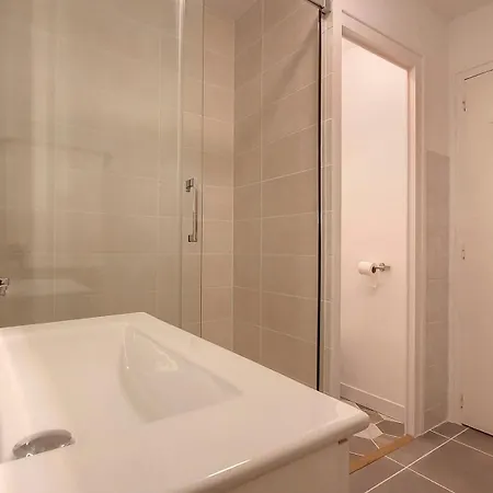 Confortable Et Calme A Centre Apartment *